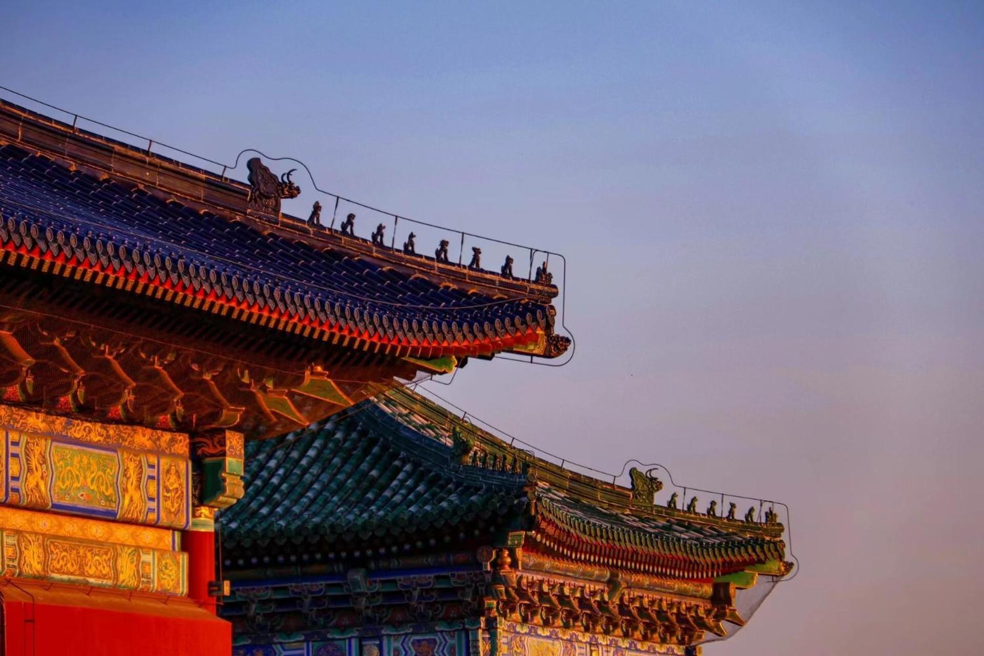 East Sacred Hotel ᴸᴱo---Foreign Accept---Tourism Service English-Speaking 丨 Near Tiananmen Forbidden City丨very Close To Metro Zhangzizhong And Beixinqiao 丨european Foot Ball English丨free Advance Tickets And Laundry Drying Service Coffee Snacks Пекин Екстериор снимка